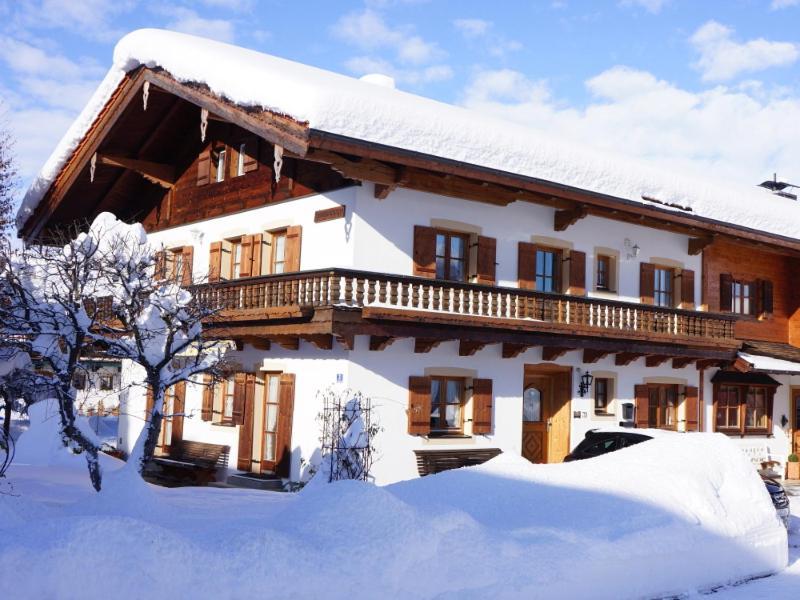 Gaestehaus Gschwendtner - Chiemgau Karte อินเซลล์ ภายนอก รูปภาพ
