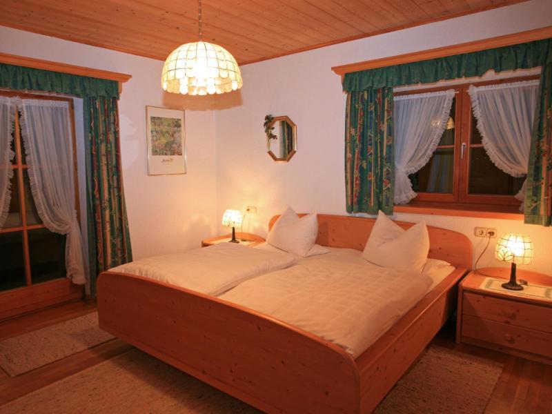 Gaestehaus Gschwendtner - Chiemgau Karte อินเซลล์ ภายนอก รูปภาพ
