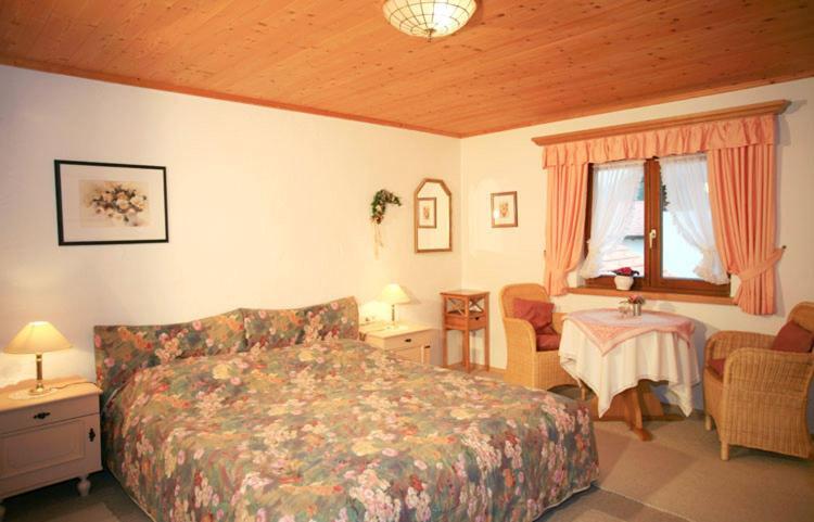 Gaestehaus Gschwendtner - Chiemgau Karte อินเซลล์ ภายนอก รูปภาพ